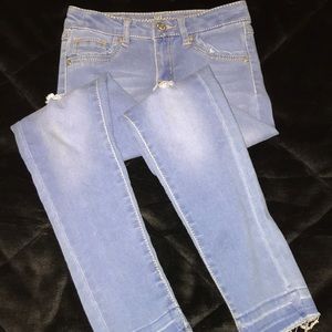 Girls Wallflower Distressed Jeans